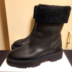 NEW Aquatalia Heidy Black Leather & Shearling Waterproof Lug Sole Boots Sz.7